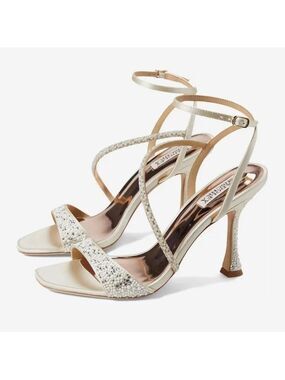 NIB Badgley Mischka Sally Rhinestone Satin High Heel Sandals in Ivory